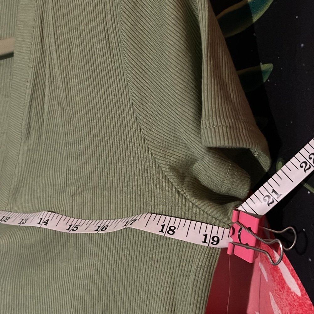Beyond Yoga Cropped Ribbed Tee - Picture 4 of 9